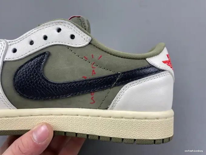 MEDIUM AIR OG TRAVIS 1 LOW JORDAN OLIVE X DM7866-200 SCOTT 0607